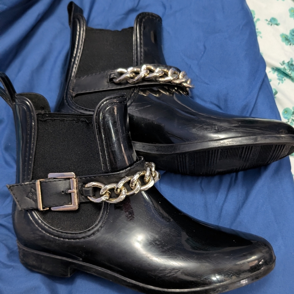 Call It Spring Black Ankle Rain 🌧️ ☔ Boots with Chain Detail Size 8